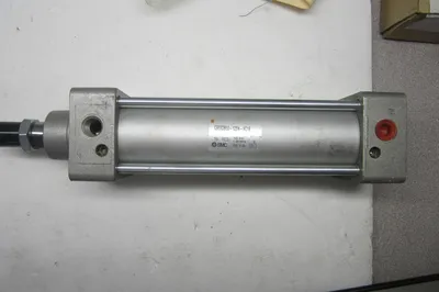 NEW SMC C95SDB50-125N-XC18 TIE ROD CYLINDER C95SDB50125NXC18