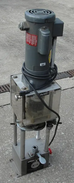 Used DIXIE CANNER 25D-600 Can Seamers Kentucky US | Special Projects International #166892