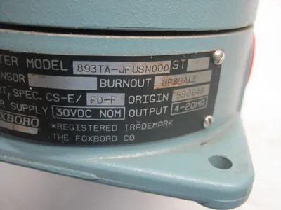 NEW FOXBORO 893RA-JFUSN000 TRANSMITTER 893RAJFUSN000
