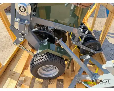 Used PH OUTDOORS _UNKNOWN_ Food Plot Seeders Iowa US | Keast Enterprises #1360392