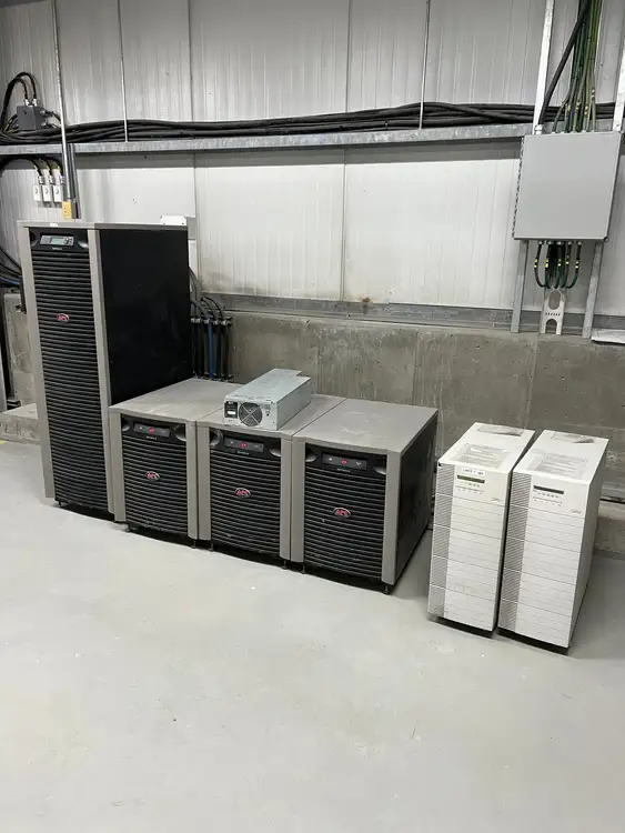 Used APC _UNKNOWN_ Misc Electrical & Power Parts British Columbia CA | Lenmark #914000