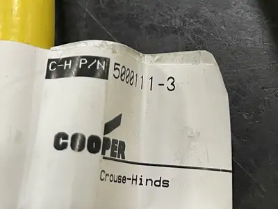 NEW CROUSE-HINDS 5000111-3