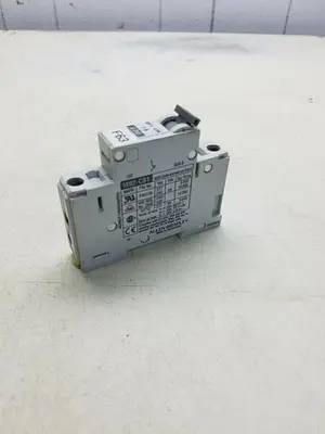 USED ALLEN BRADLEY 1492-CB1