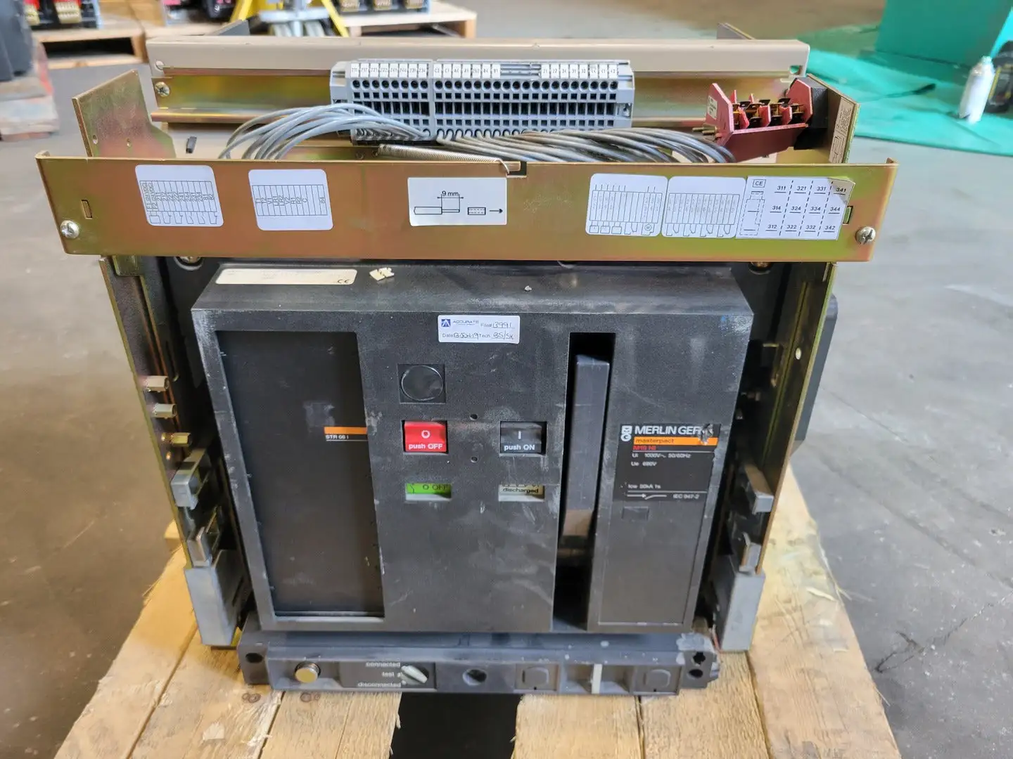 Used MERLIN GERIN M16H1 Switchgears British Columbia CA | Lenmark #1427015