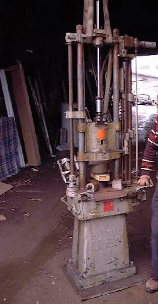 Used _UNKNOWN_ _UNKNOWN_ Forging Hammers Quebec CA | Machineco #1256377