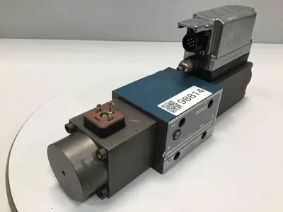 USED BOSCH 0 811 404 775