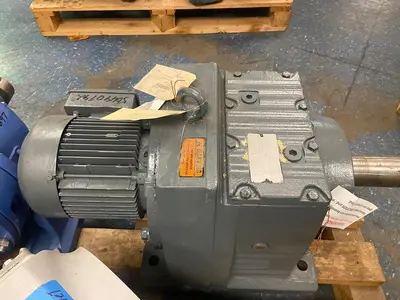 USED SEW-EURODRIVE R97DT90L4