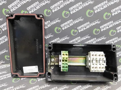Raychem RTS JBM-100-A Multiple Entry Connection Box Used