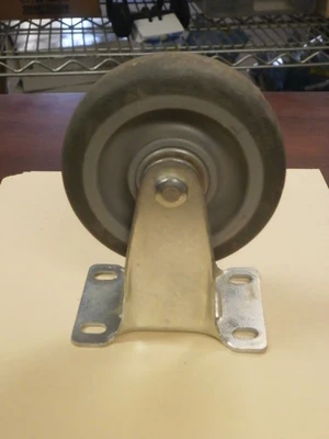 Shepherd Used Large Heavy-Duty, Non-Swivel Rigid 5 1/2" Tire