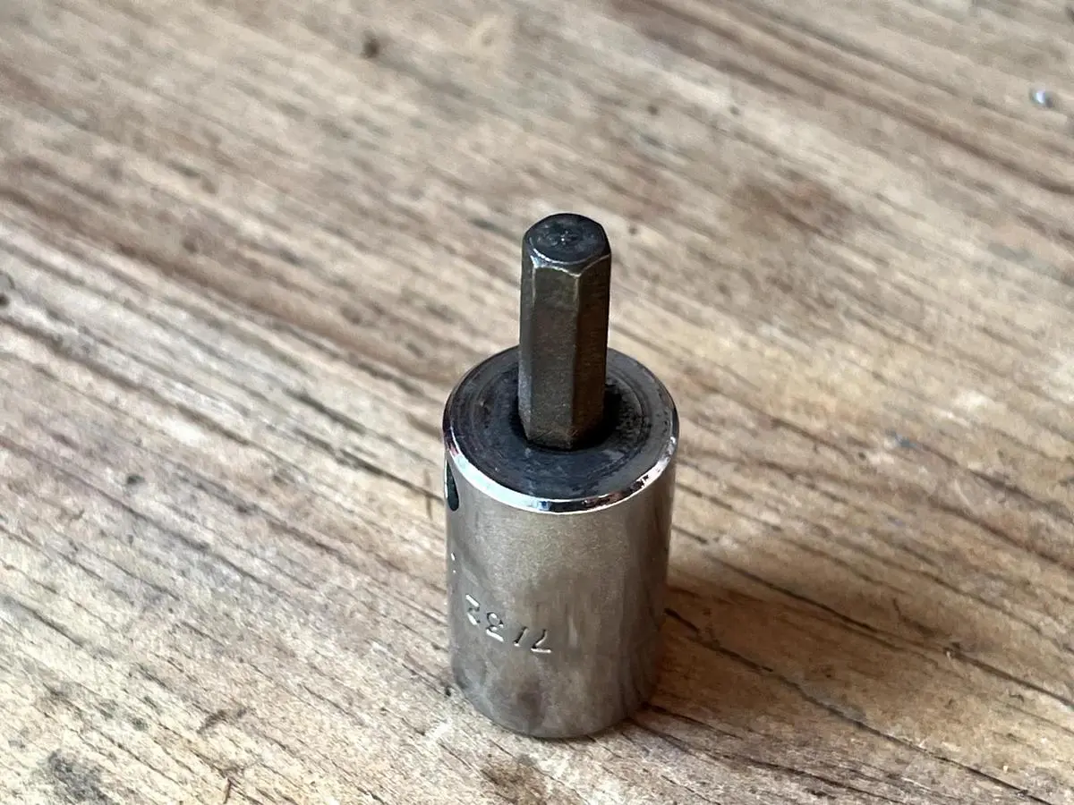 MAC Tools USA ~ 3/8" Drive X76DS Chrome Hex Bit Socket Driver