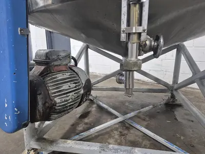 3000L Mixing Tanks