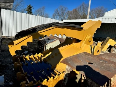 Used _UNKNOWN_ _UNKNOWN_ Grapples Missouri US | Rackers Equipment #1382835