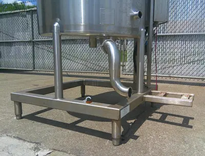 SPC9353  Tank 300 gallon vertical tank, 316 SS, slope