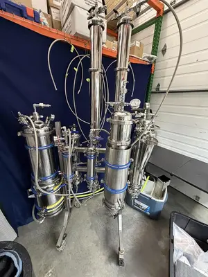 Dual Rack Turnkey Hydrocarbon Extraction System