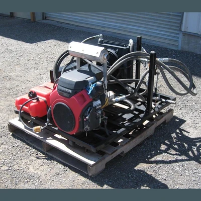 USED 2019 RED RHINO CRUSHERS 2000