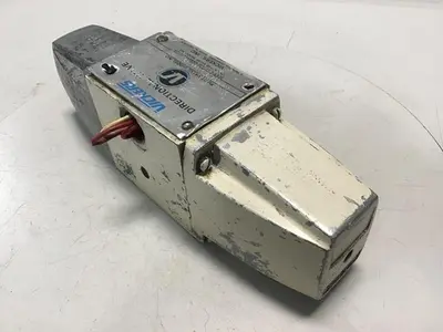 USED VICKERS DG4S40168C50