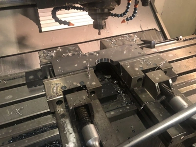 MOMAC CNC Vertical Mill, in very good working condition, visible under power