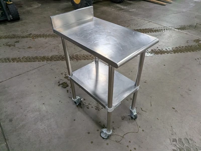 Stainless Steel Filler Table - 18 x 30"