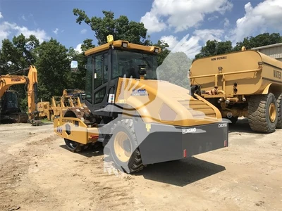 USED 2021 XCMG CV83PDU