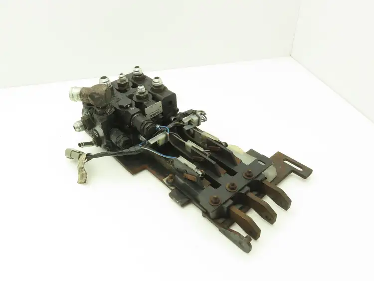 Used HUSCO HYSTER _UNKNOWN_ Forklift Attachments | Arrow Industrial #562820