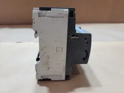 Used MERLIN GERIN NG125N Switchgears British Columbia CA | Lenmark #1438292