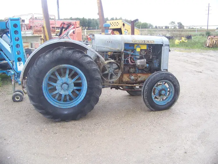 Used INTERNATIONAL W30 Agricultural Tractors Michigan US | NAS Sales #1557826