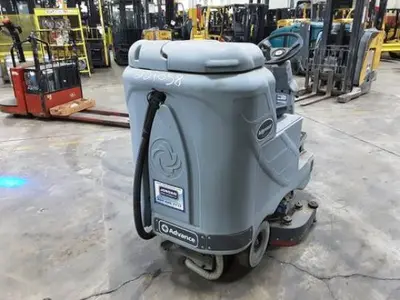USED 2009 ADVANCE ADGRESSOR 3820D