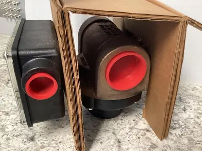 NEW UNIVERSAL FLOW MONITORS 2459-50-1-1/2-0