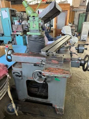 Used TOS BN 102 Tool & Cutter Grinders SK | F.M.T. Group s.r.o. #1245872