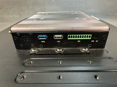 Cincoze Logic Supply CV-117C-R10 (8.6.6)