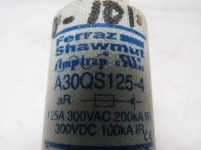 Ferraz Shawmut A30QS125-4 Semiconductor Protection fuse 125A 300V Bolt in Blades