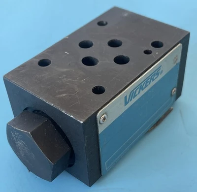 NEW Vickers DGMDC-3-Y-PL-41
