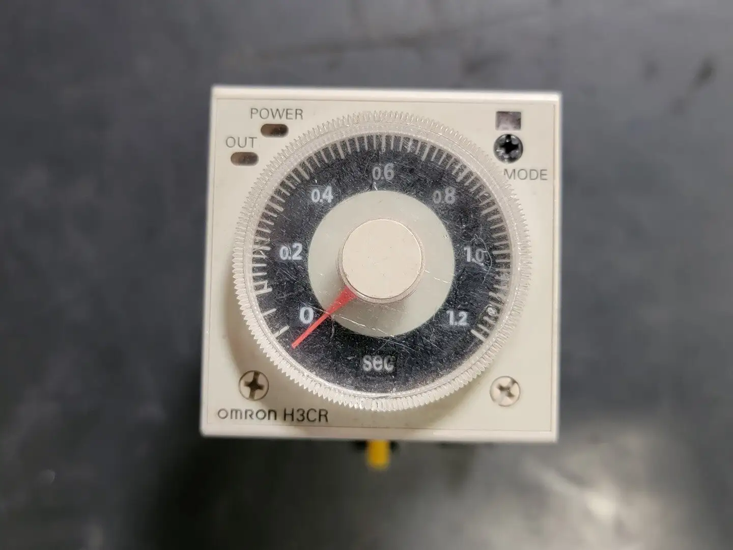 USED OMRON H3CR