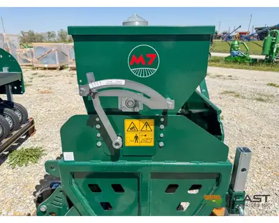 Used PH OUTDOORS _UNKNOWN_ Food Plot Seeders Iowa US | Keast Enterprises #1360437