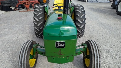 USED 1976 JOHN DEERE 2040