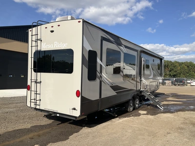 Used 2021 HIGHLAND RIDGE MESA RIDGE Campers, Caravans, Motorhomes Michigan US | Miedema Asset Management Group #1579962