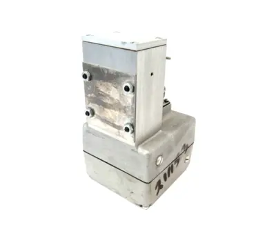 NEW NEW HONEYWELL V7037-E-1004-2 SERVO VALVE V7037E10042