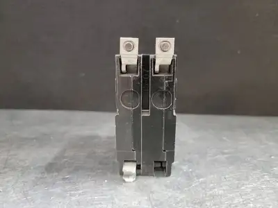 USED SQUARE D QOB215