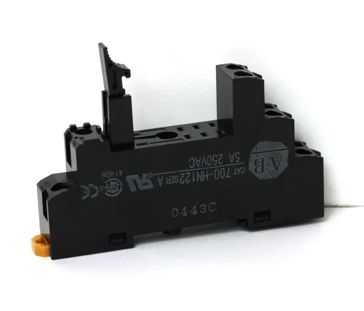 Used ALLEN BRADLEY 700-HN122 Relays & Switches Kentucky US | Industrial Parts R Us Inc. #356891