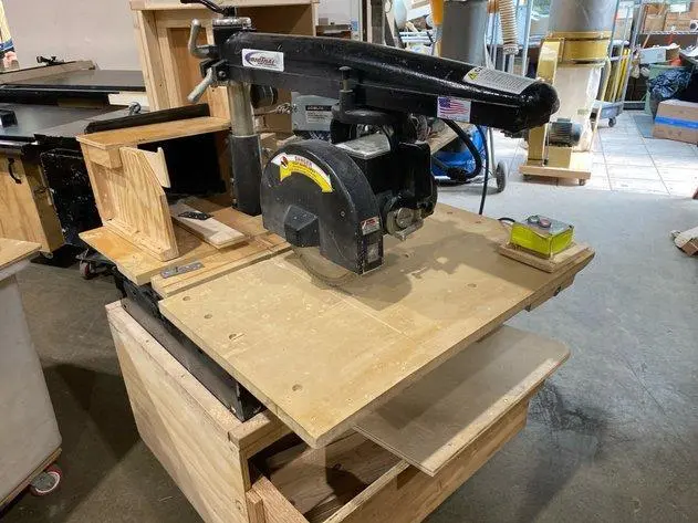 Used _UNKNOWN_ _UNKNOWN_ Misc Woodworking Machinery New York US | Federal Equipment #205050