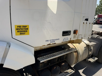 Used 2006 VOLVO VNM Conventional trucks Indiana US | Miedema Asset Management Group #1414501