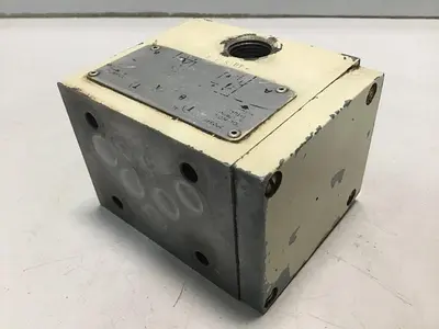 USED VICKERS DG4S4 017B W B 50