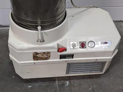 USED HAGESANA CREAM-KING