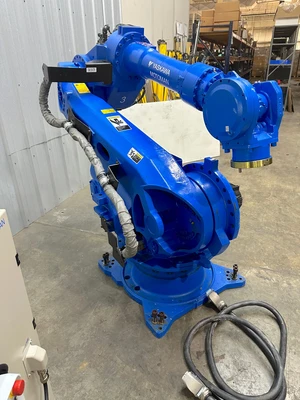 USED YASKAWA ES165D