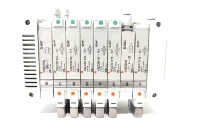 NEW SMC VV5Q21-08-DAN00043 MANIFOLD W/ VVQ2000,VQ2301N-51,VQ2201N-51