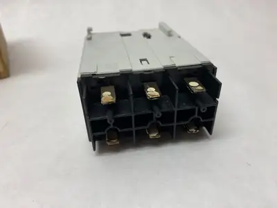 USED MOELLER ADJUSTABLE MOTOR PROTECTION TRIP BLOCK 0.6-1A, 8-14A