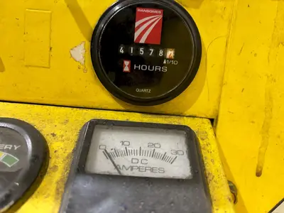USED CUSHMAN 898361