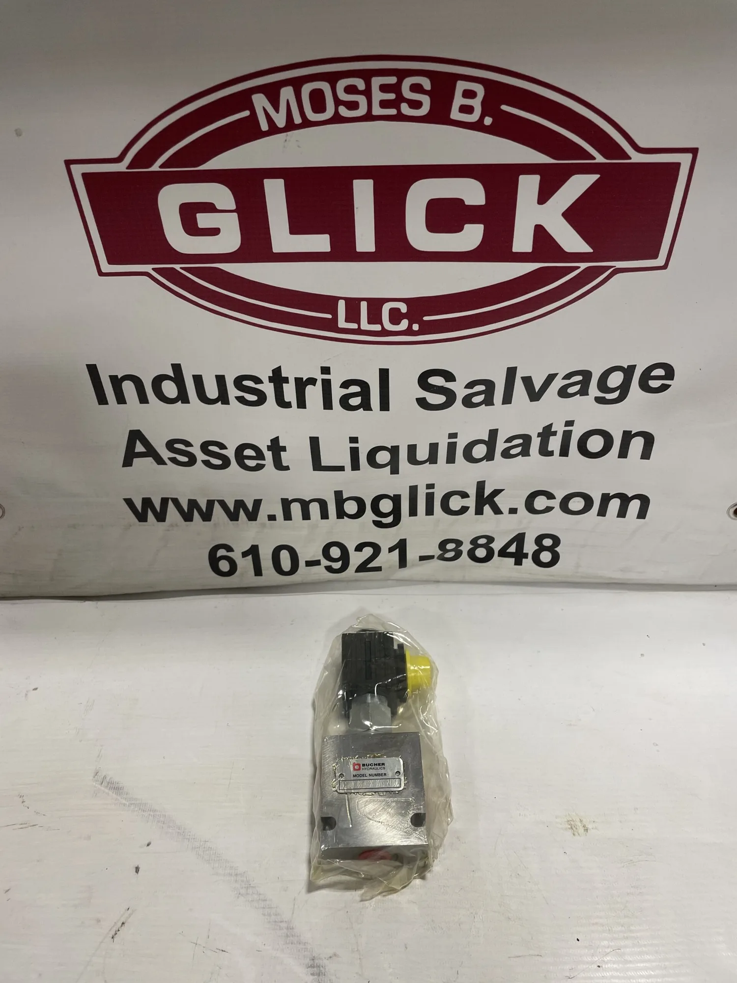 Bucher EMDV-08-N-3K-06TS-24DG 3-Way 2-Position Hydraulic Solenoid Valve 24V DC