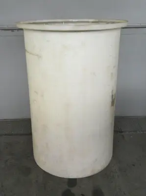 SPC9124  Tank 130 gallon vertical tank, poly, flat