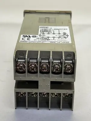 USED OMRON H7CR-A